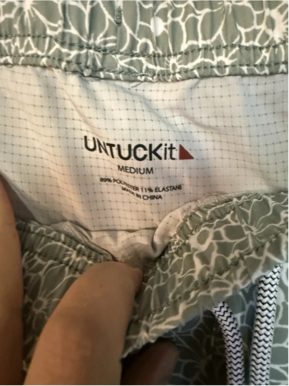 UNTUCKit Beyond Short Green Floral Swim Short Size Medium Summer Vacation